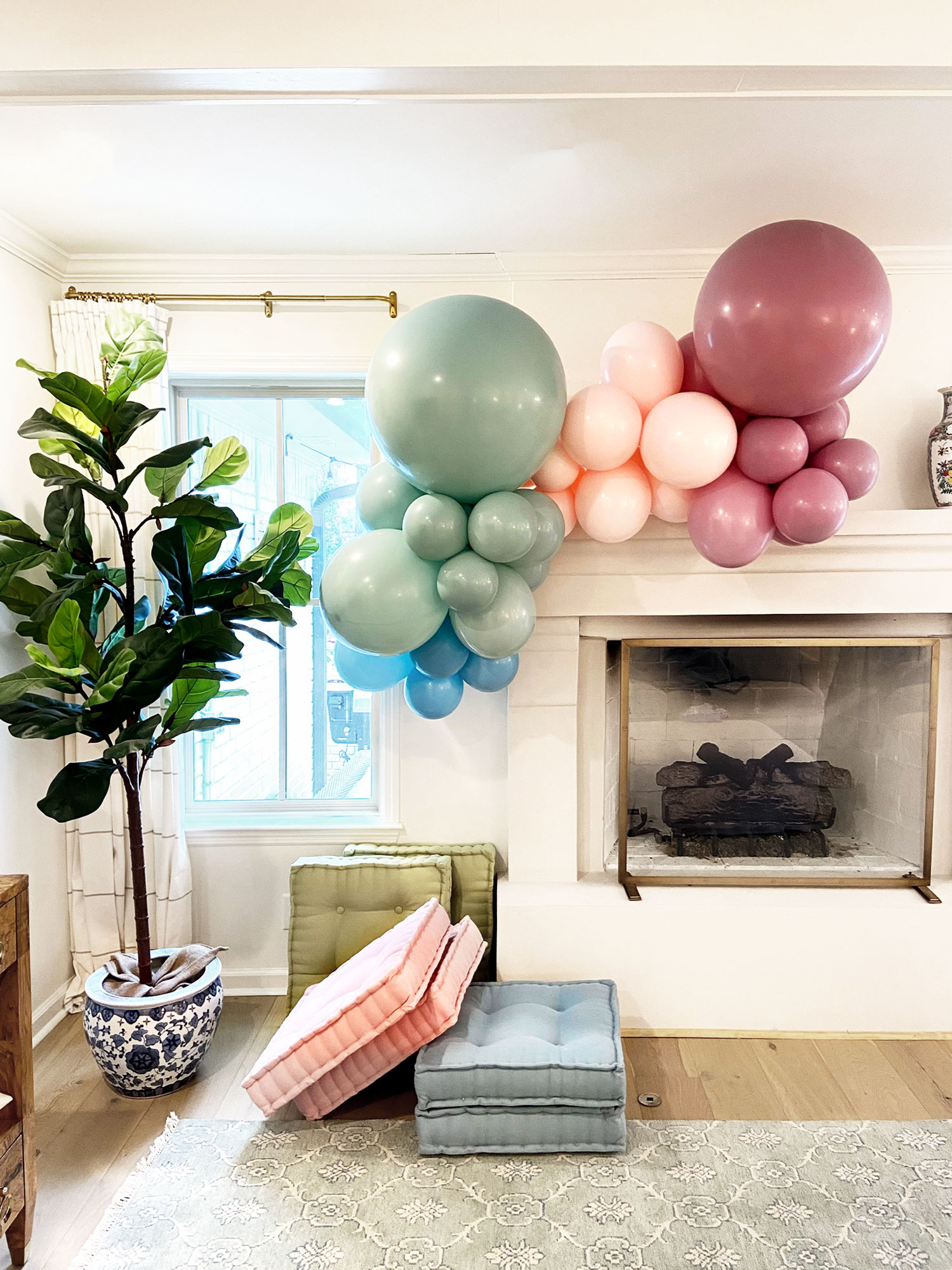 Top 10 fireplace balloon decor ideas and inspiration