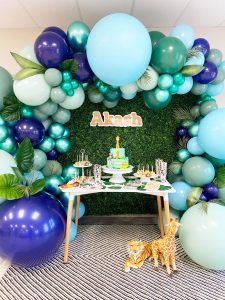 Boxwood Wall Balloons Kids Birthday Party by Just Peachy, Little Rock, Arkansas