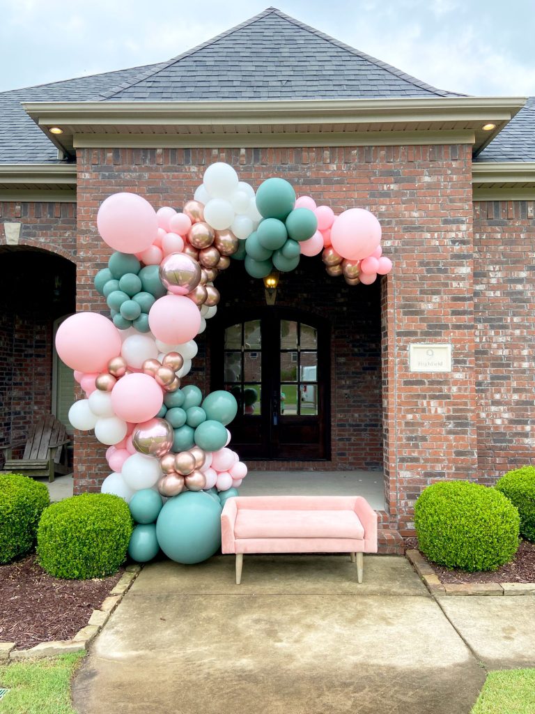 Pink Settee Balloons by Just Peachy, Little Rock, Arkansas